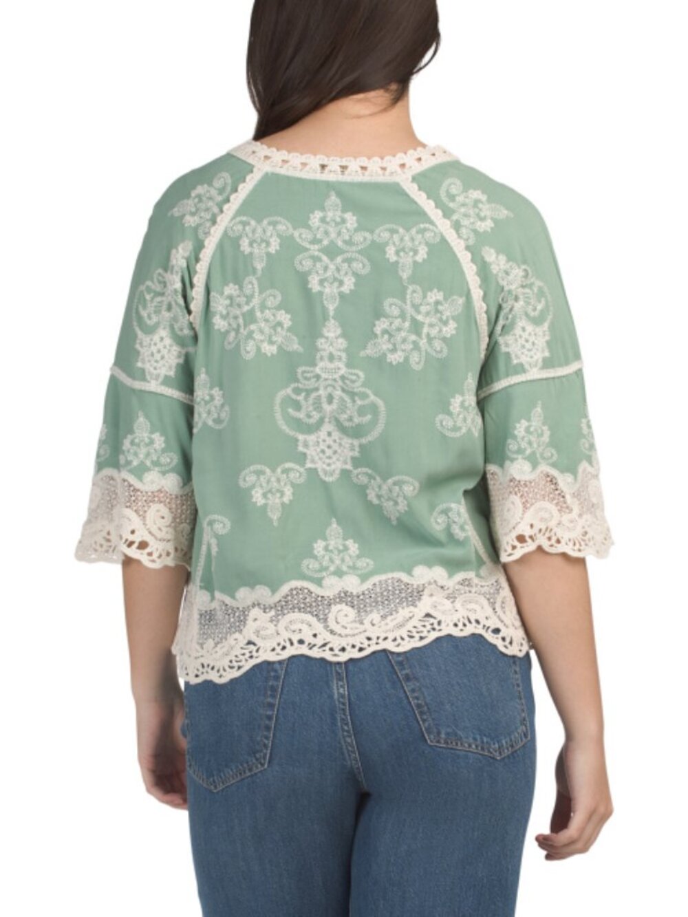 DEMOCRACY Scoop Neck Two Tone Embroidered Crop Top With Crochet Scalloped Trim - Picture 2 of 4